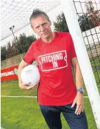  ??  ?? England internatio­nal legend Stuart Pearce launching Pitching In