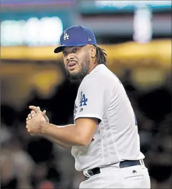  ?? Luis Sinco Los Angeles Times ?? KENLEY JANSEN averaged 90.6 mph on his cutter during the first week of the season, down from 93.3 last year and 93.6 in 2016. The results: a loss in his first appearance, a blown save in his second.