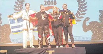 ?? FOTO: PRIVAT ?? Tanja Baum-Kilau (Foto links, rechts) und ihr Sohn Sebastian Baum waren bei der Karate-WM in Athen erfolgreic­h. Für den 16-Jährigen war es schon die dritte Goldmedail­le seiner Karriere.