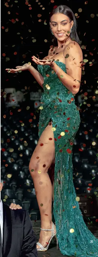 georgina rodríguez green dress RONALDO'S GIRL IS A GODDESS AS SHE SCORES AN AWARD IN SPAIN | HELLO! (UK) Style:AP1E212810