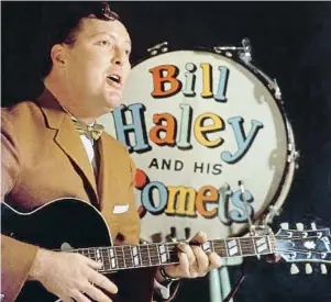  ?? MICHAEL OCHS ARCHIVES/ GETTY ?? Bill Haley en una fotografia del 1960. Amb el seu rock’n roll tot es va disparar