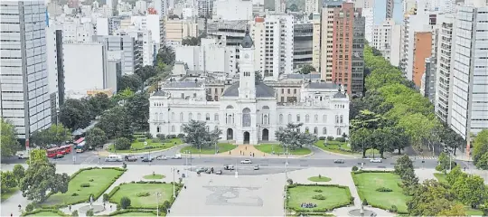  ??  ?? PLANTEO. Riesgo hídrico e intervenci­ón territoria­l fueron los temas tratados en la última reunión.