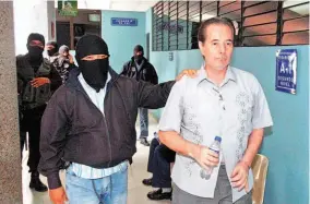  ??  ?? ÚNICO GUILLERMO BENAVIDES ES EL ÚNICO MILITAR DETENIDO POR EL CRIMEN DE LOS JESUITAS. LA UCA PIDIÓ CONMUTARLE LA PENA DE 30 AÑOS QUE LE FUE IMPUESTA EN 1992.