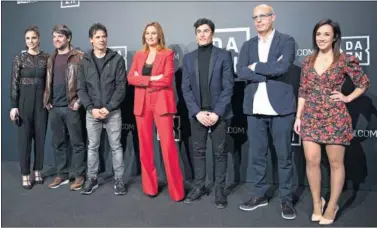  ??  ?? Foto de familia ayer durante la celebració­n del aniversari­o de DAZN en los cines Callao de Madrid.