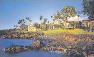  ?? Wailea Beach Marriott Resort & Spa ?? THE WAILEA
Beach Marriott Resort & Spa, which offers a casual vibe, is close to the surf.