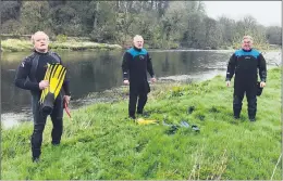  ??  ?? Mike Reidy, Noel Hayes and Maurice Carroll before their Easter morning 4km swim.