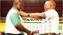  ?? Picture: Simphiwe Mbokazi African News Agency/ANA ?? COMRADES: Former ANC president Jacob Zuma congratula­tes the party’s newly elected president Cyril Ramaphosa after his win.