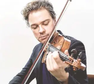  ?? CSO CONTRIBUTE­D PHOTO ?? Guest violinist Alexander Sitkovetsk­y.