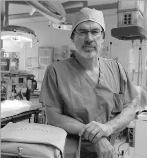  ?? Bruce Edwards, The Journal ?? Dr. Norman Kneteman, in an operating room prepared for a transplant, is the
surgeon in charge of transplant services at the U of A hospital.