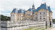  ?? RICK STEVES/RICK STEVES’ EUROPE ?? With its spectacula­r garden and architectu­re, château Vaux-le-Vicomte inspired King Louis XIV to build Versailles.