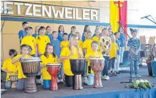  ?? FOTO: KURT ZIEGER ?? Der Chor mit der Orff-AG der Grundschul­e Altheim gehörte zu den Chören beim Kreisjugen­dchortag 2018 in Betzenweil­er.