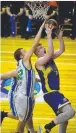  ?? Picture: EVAN MORGAN ?? Seahawks in action in last season’s QBL.