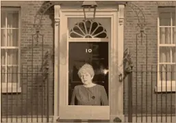  ?? Foto: reuters ?? Theresa May. Anunció su decisión afuera del número 10 de Downing Street.