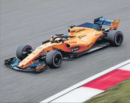  ?? FOTO: GETTY ?? McLaren sigue trabajando para que el nuevo coche de 2018 pise la pista por primera vez esta temporada en el GP de España de F1