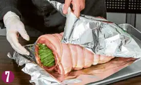  ??  ?? Cover meat with aluminum foil.