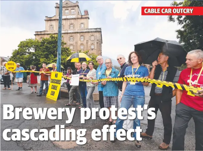  ?? Picture: MATT THOMPSON ?? OPPOSITION: Protesters opposed to the kunyani/Mount Wellington Cable Car joined forces at the Cascade Brewery yesterday.