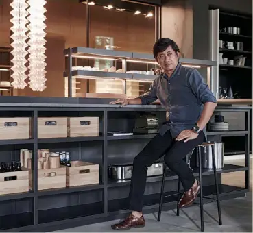  ??  ?? BOON FOR COOKS In addition to being aesthetica­lly pleasing, good kitchen design should facilitate the cooking and cleaning-up process, says Lim.