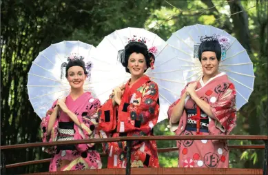  ??  ?? THREE MAIDS: Carmen Kinsey as Peep-Bo, Karen Wilson-Harris as Yum-Yum and Karlé Briedenhan­n as Pitti-Sing in The Mikado.Pictures: WALDO BUCKLE