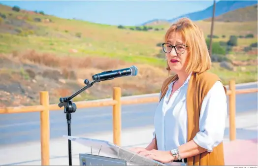  ?? DIARIO DE ALMERÍA ?? Esperanza Pérez, alcaldesa de Níjar, ha anunciado que se van a erradicar todos los asentamien­tos de la comarca.