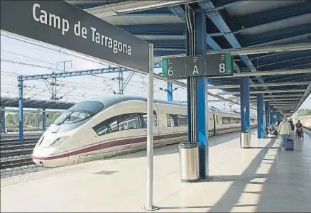  ?? VICENÇ LLURBA / ARCHIVO ?? La estación de alta velocidad del Camp de Tarragona, que esta semana ha cumplido diez años