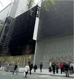  ??  ?? New York Il Museum of Modern Art, tre milioni di visitatori l’anno