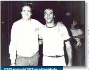  ??  ?? E’ il 24 giugno del 1983: ecco il presidente Giorgio Chinaglia con il centrocamp­ista Joao Batista da Silva, che è appena sbarcato a Roma. Il brasiliano ha partecipat­o a due Mondiali con la Seleçao: nel 1978 in Argentina e nel 1982 in Spagna. Batista...