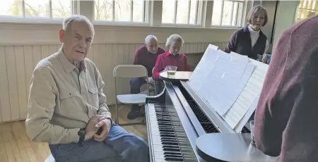  ?? BY ?? Nobody better to lead Rapp at Home members in Valentine’s Day song than the accomplish­ed Hal Hunter, one of the most active community volunteers, past and present, in Rappahanno­ck.