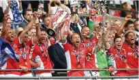  ??  ?? DONE IT Charlton celebrate after beating Sunderland in 2019