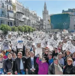  ?? JUAN CARLOS VÁZQUEZ ?? Una manifestac­ión al cumplirse el décimo aniversari­o del asesinato.