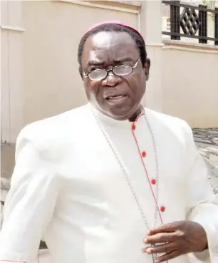  ??  ?? Bishop Matthew Hassan Kukah