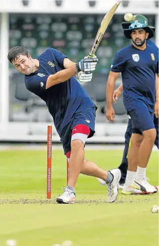  ?? Picture: GALLO IMAGES ?? SHOWTIME: Warriors captain Jon-Jon Smuts, seen during a Proteas training session, says his men will give their all during the Sunfoil Series clash against Titans at Buffalo Park