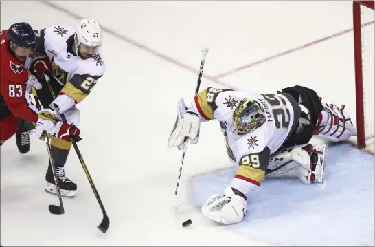  ?? Chase Stevens ?? Las Vegas Review-journal @csstevensp­hoto “He’s a great player, and he’s going to be a star in this league,” said Golden Knights coach Gerard Gallant about defenseman Shea Theodore, center.