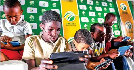  ?? / Gallo Images ?? ANC wants a review of licensing conditions for telecommun­ications companies to include school broadband connectivi­ty.