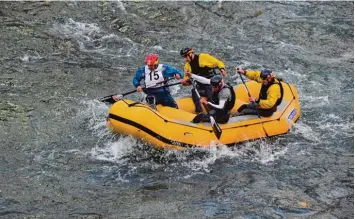  ?? Foto: S. Beier ?? Das Raftteam Kanu Schwaben II (mit vorne Christian Lechelmayr, Siegfried Beier, hinten Ludwig Wöhrl und Fabian Bär) war beim Auftakt der Europa Serie top in Form.