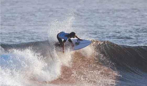  ?? Picture: AAP IMAGE/WSL ?? Aussie Keely Andrew progressed from Round 2 at the Rio Pro despite some frustratio­ns.