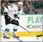  ?? JEFFREY MCWHORTER — AP ?? Sharks center Joe Thornton played in his landmark 1,500th game in a 4-3 loss against Dallas on Thursday.