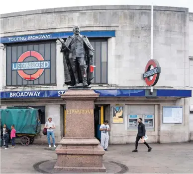  ?? ALAMY. ?? Linking Tooting to the C2 network has been described as “the major problem in the whole project” due to poor ground conditions. A new station at Tooting Broadway is expected to cost £0.5bn more than choosing an alternativ­e route through Balham.