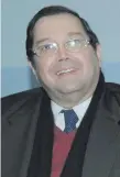  ?? ?? Osvaldo Granada, abogado del exministro René Fernández.