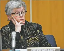  ?? MATTHEW DAE SMITH/LANSING STATE JOURNAL VIA AP ?? Former MSU President Lou Anna Simon appears Monday in Eaton County Court in Charlotte, Mich., for her arraignmen­t on four charges of lying to police related to the Larry Nassar investigat­ion.