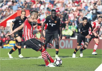  ??  ?? ■
Dusan Tadic misses a penalty late on for Southampto­n.