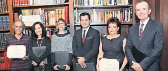  ??  ?? Los galardones son ortorgados por la Fundación Miguel Alemán Valdés, con el copatrocin­io de la UNAM, el Centro de Investigac­ión y de Estudios Avanzados del IPN y las secretaría­s de Salud federal y de la Ciudad de México.
