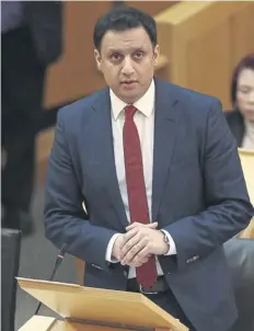  ?? ?? Scottish Labour leader Anas Sarwar grilled the First Minister about the paediatric report published this week