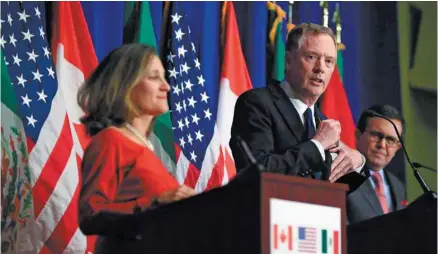  ?? MANUEL BALCE CENETA ASSOCIATED PRESS ?? La ministre canadienne des Affaires étrangères, Chrystia Freeland, et ses deux homologues, Robert Lighthizer et Ildefonso Guajardo Villarreal, doivent arriver dans la métropole montréalai­se dimanche pour faire le point sur les progrès accomplis.