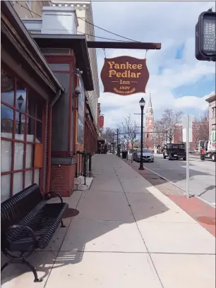  ?? Emily M. Olson / Hearst Connecticu­t Media ?? The Yankee Pedlar Inn, which was sold to Jayson Hospitalit­y in 2014, remains shuttered on Main Street.