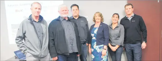  ??  ?? MEMBERS of the Tararua Alliance team with Mayor Tracey Collis. From Left: Ray Cannon, Buster Sandford, Chris Chapman, Mayor Tracey Collis, Katrina Morgans and Rob Sharp