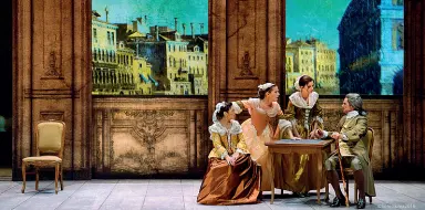  ??  ?? In scena «La casa nova» di Carlo Goldoni con la regia di Giuseppe Emiliani