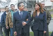  ?? Jerry Lara / San Antonio Express-News ?? State Sen. Carlos Uresti, D-San Antonio, shown with his wife, Lleanna, outside the federal courthouse after his conviction on 11 felony charges in February, said he will leave his Senate seat Thursday.