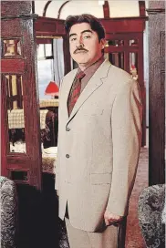  ?? JUSTIN CANNING
CBS ?? Alfred Molina played the role of detective Hercule Poirot in a modernized CBS version of “Murder on the Orient Express” in 2001.