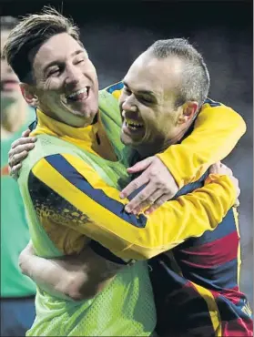 ?? FOTO: J. A. SIRVENT ?? Iniesta y Messi, celebrando el tercer gol del 0-4 en el Bernabéu en 2015