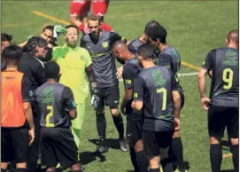  ?? (Photo Laurent Martinat) ?? Après des débuts difficiles, les Carqueiran­nais ont inversé la tendance pour s’offrir une promotion.